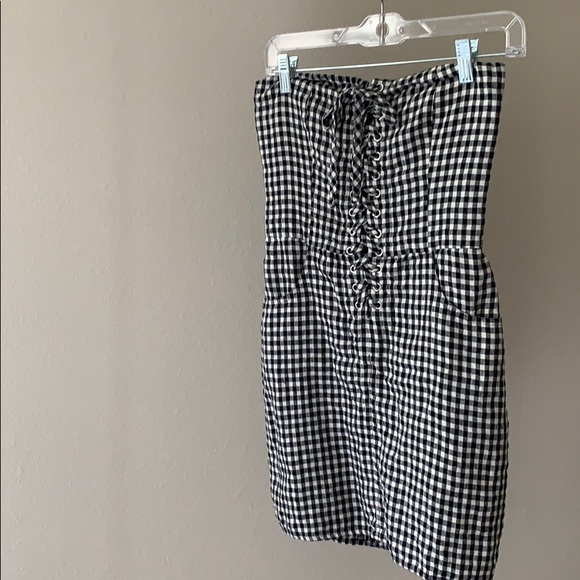 Reformation Dresses & Skirts - Reformation strapless checkered mini dress size 8
